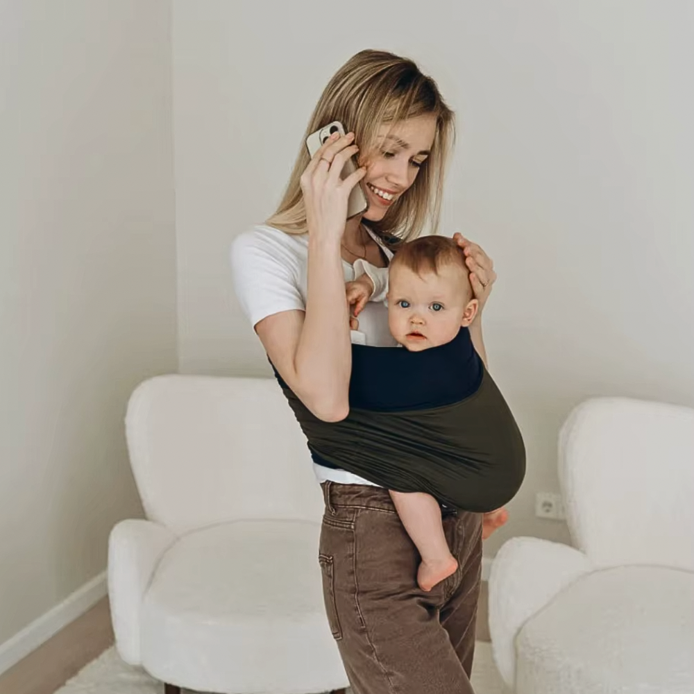 MamaBond™ Carrier Comforter